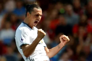 Bailly tỏa sáng, Ibrahimovic ghi bàn quyết định trong chiến thắng 2-1 của MU trước Leicester